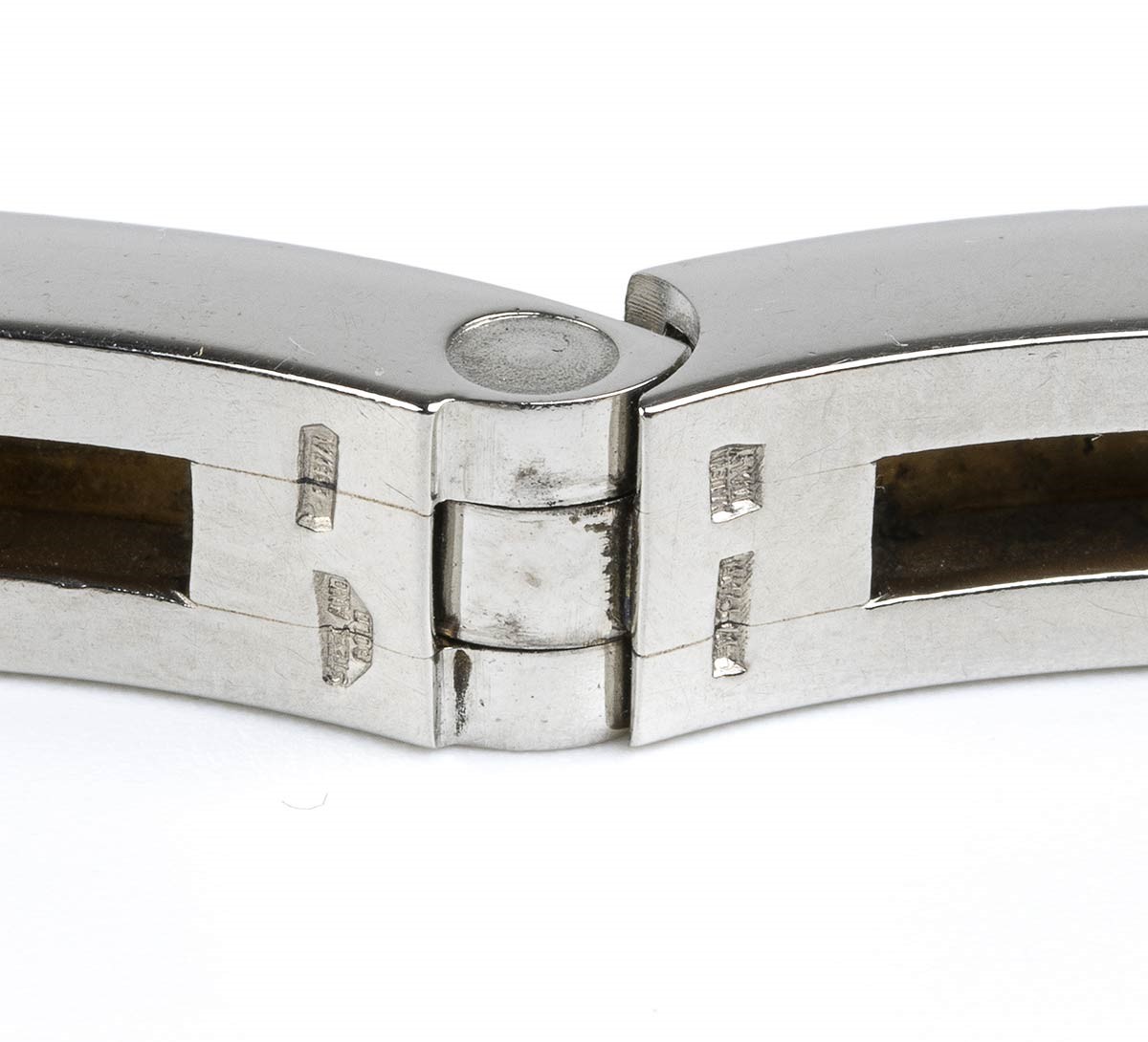 BULGARI, collezione B.Zero1: bracciale a cerchio rigido in oro ed acciaio