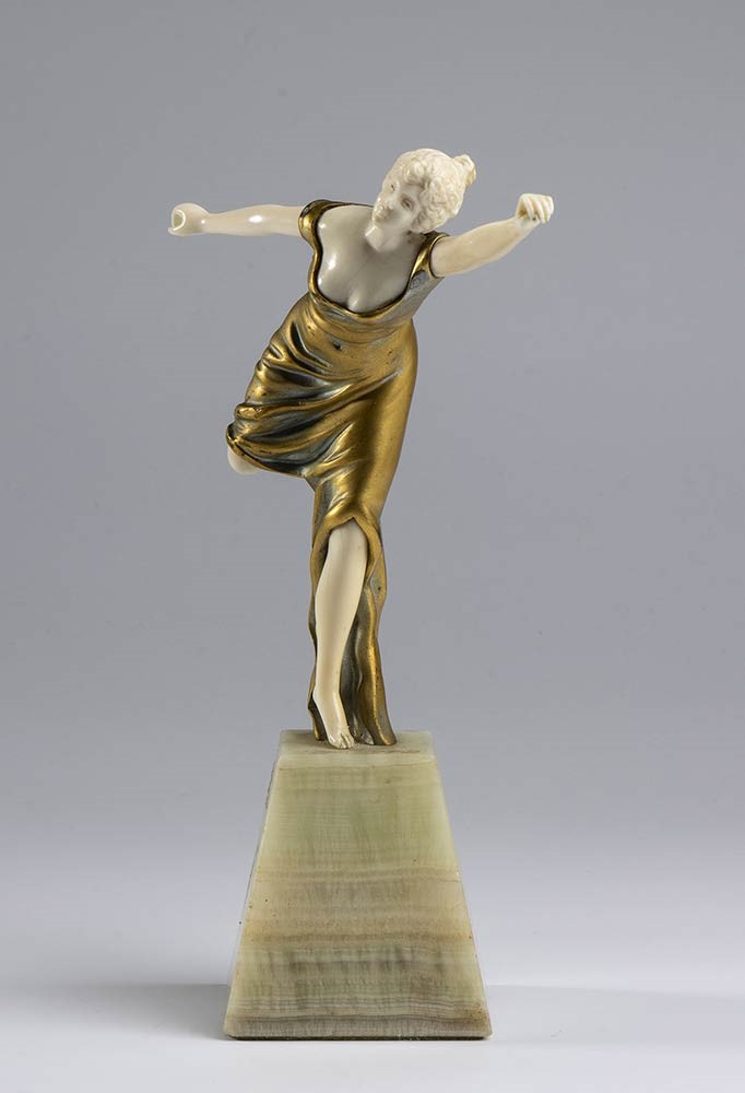 Scultura Francese in Bronzo Raffigurante Ballerina con Abito Dorato - Firmata Omerth