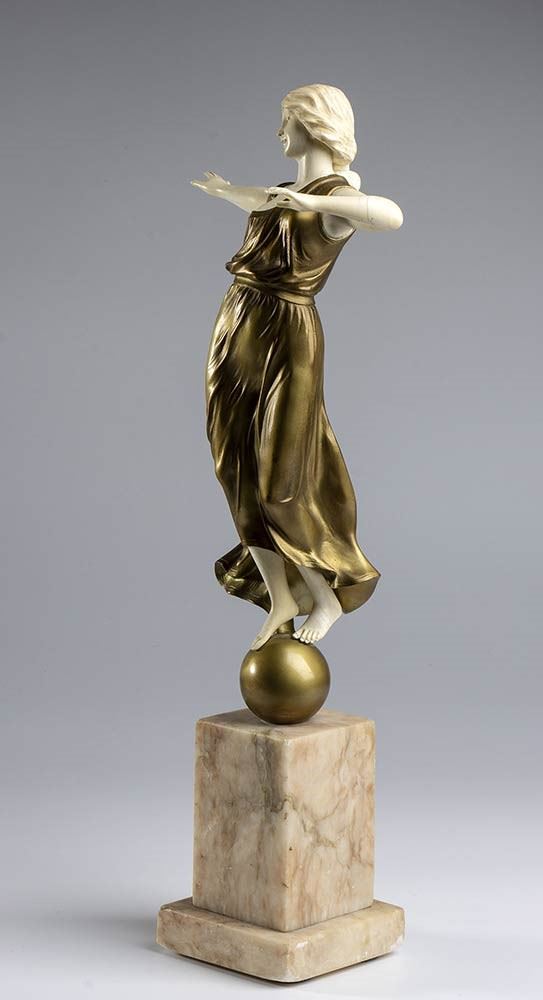 Scultura Francese in Bronzo Raffigurante L'equilibrio - Firmata Marten