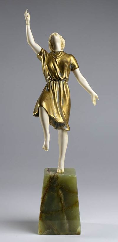 Scultura Francese in Bronzo Raffigurante una Ballerina - Firmata A. Alliot...