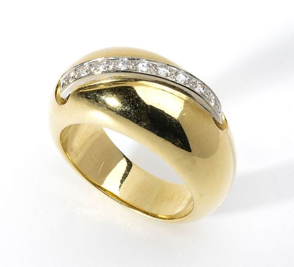 POMELLATO: anello a fascia  in oro e diamanti 