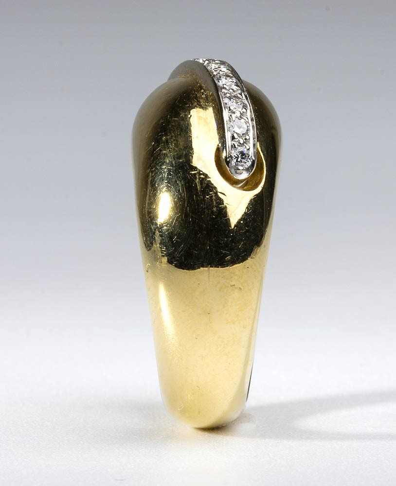 Pomellato: Anello a Fascia in Oro e Diamanti
