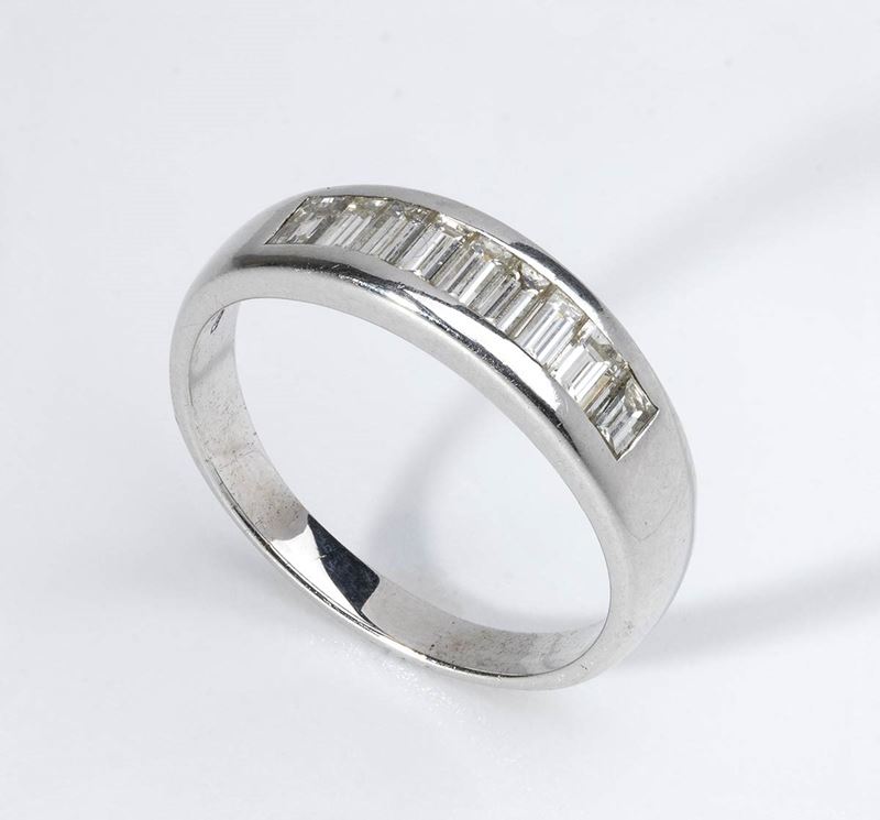 Anello a Fascia con Diamanti...
