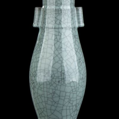 Vaso a Balaustro in Porcellana con Invetriatura Verde Craquelé