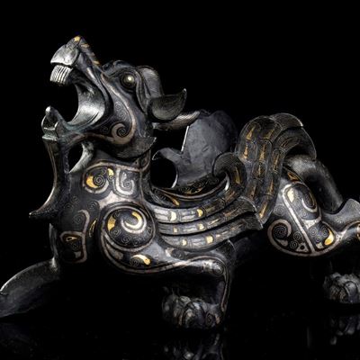 Animale Mitologico in Bronzo Ageminato in Oro e Argento
