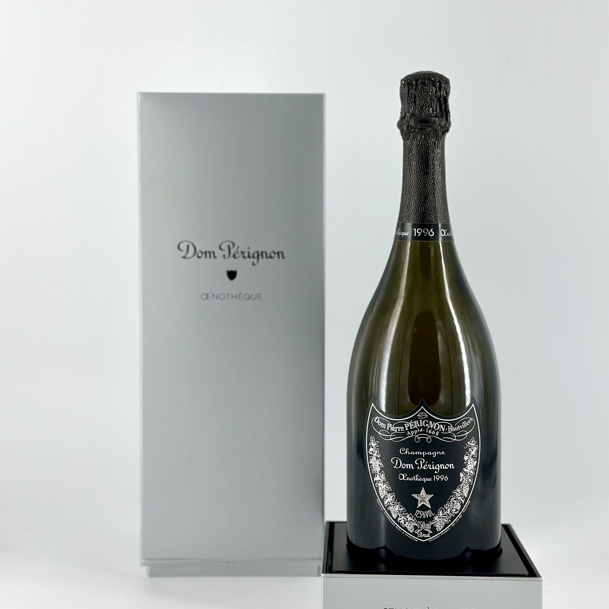 Moã«t Et Chandon, Dom Pã©rignon Enothã¨que Vintage 1996