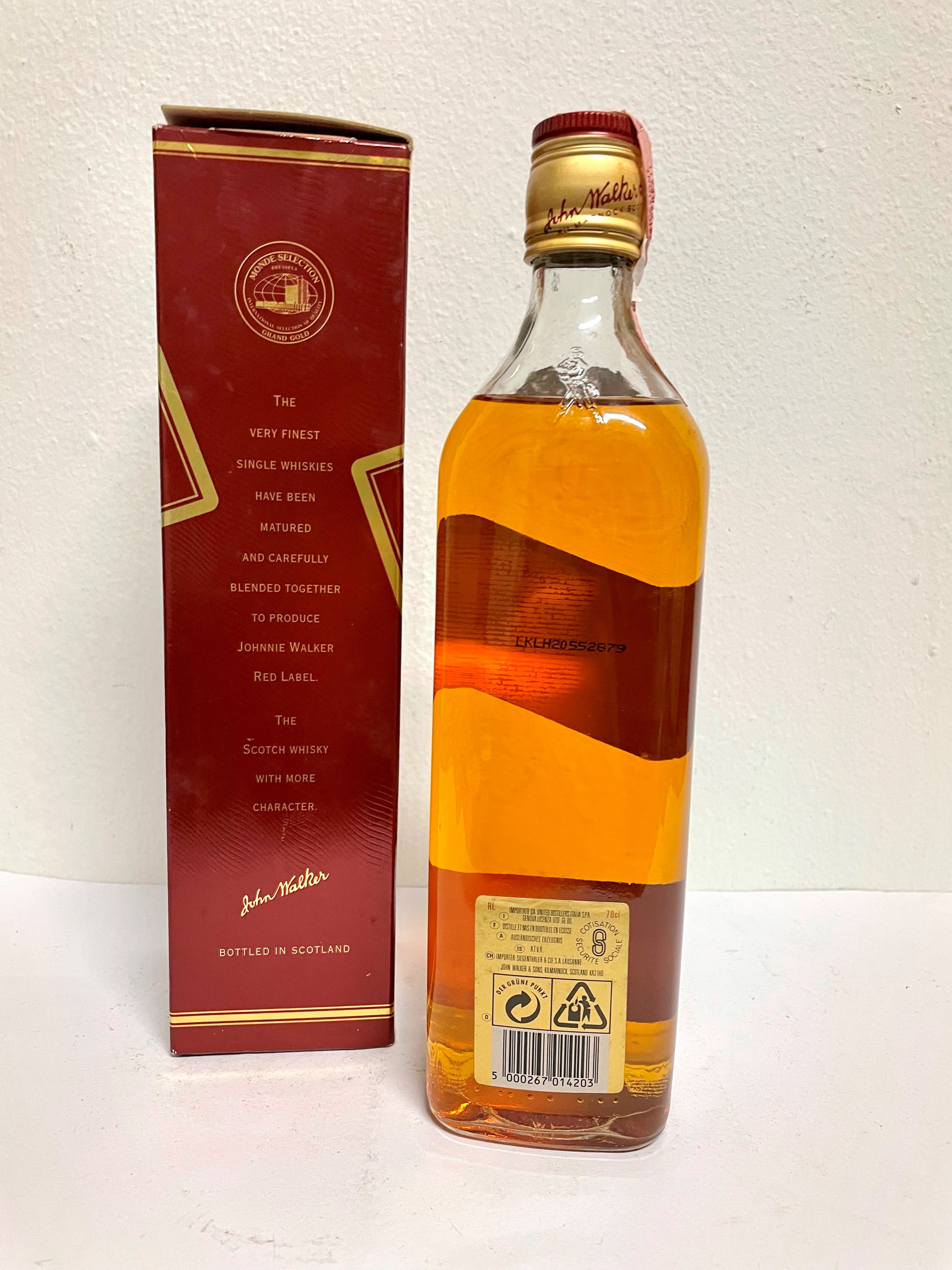 Johnnie Walker Red Label Blended Scotch Whisky