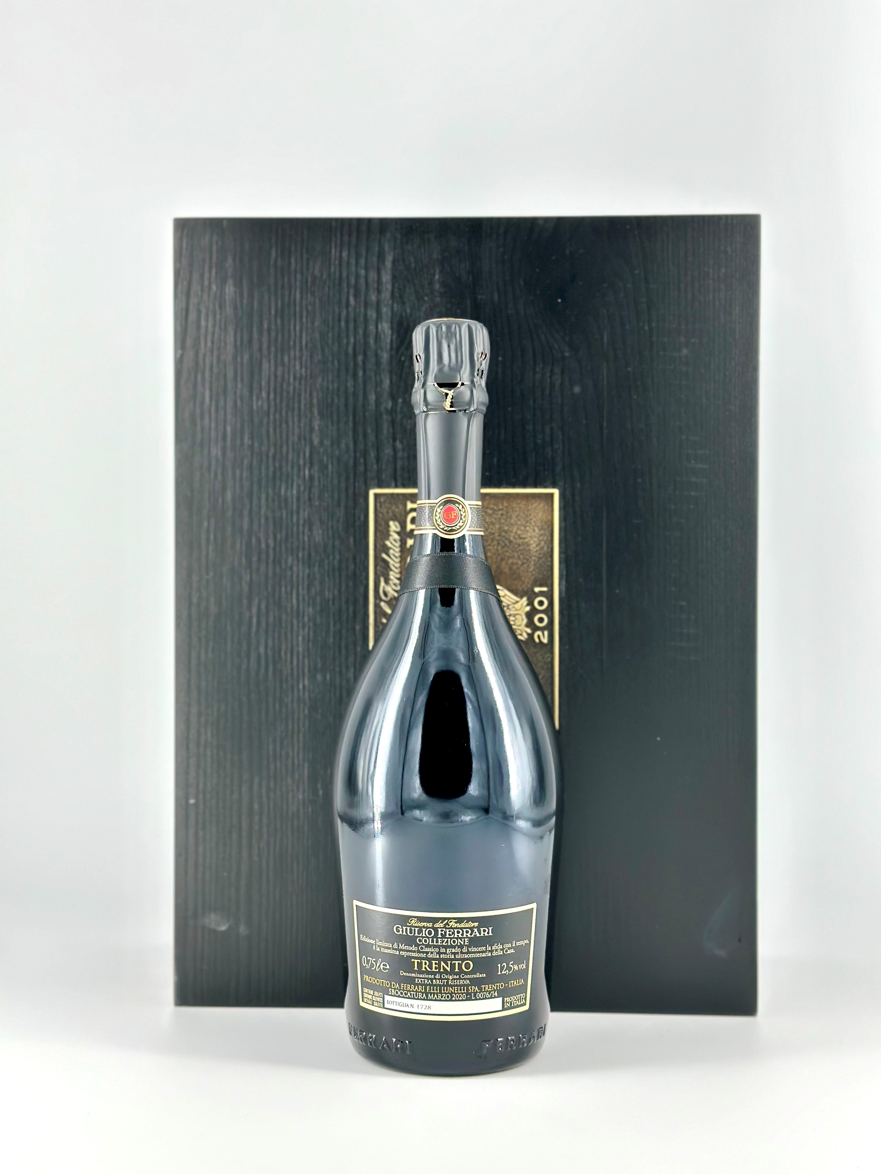 Giulio Ferrari, Riserva del Fondatore Collezione 2001 Trentodoc