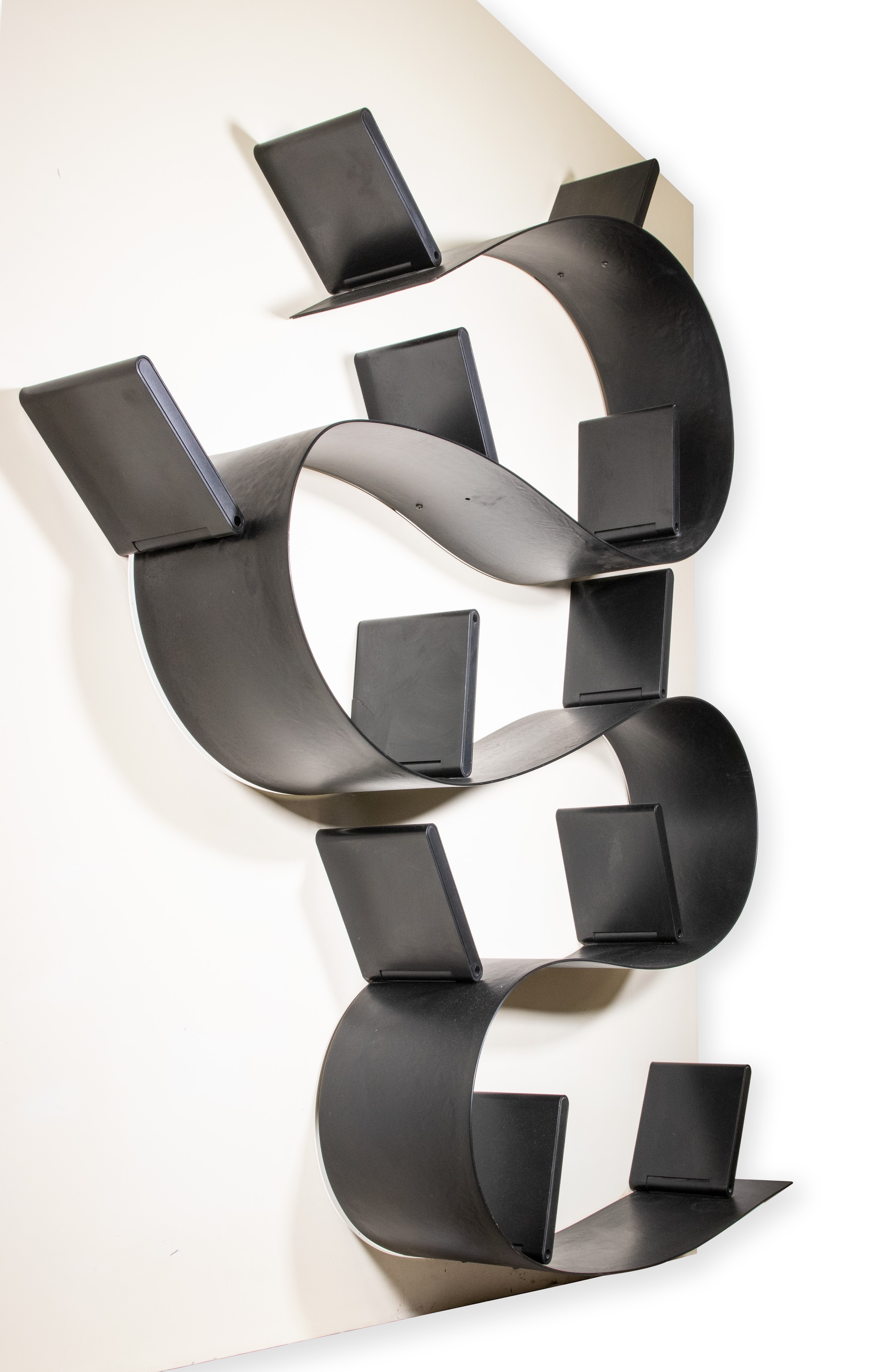 Ron Arad - Libreria a Serpentina da Parete