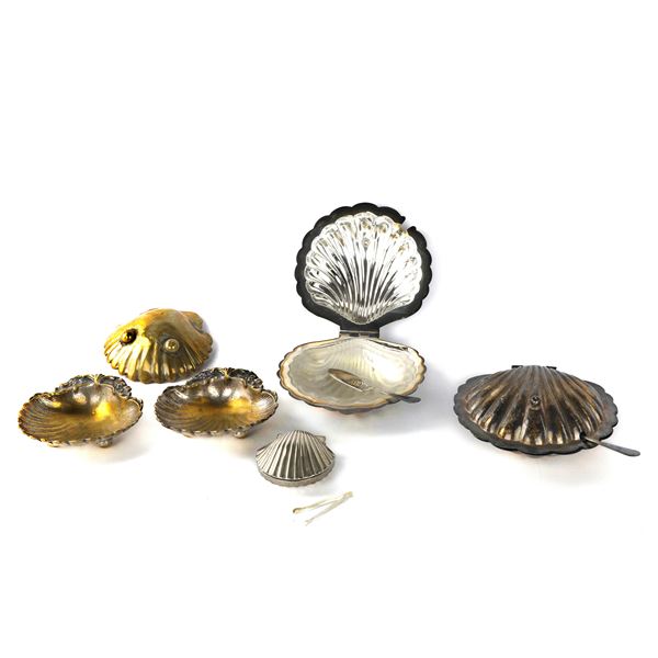 Lot of 6 shells in silver metal