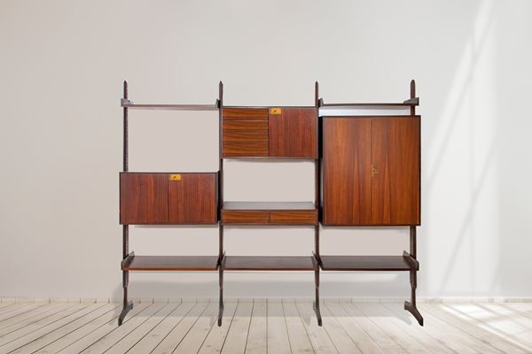 Vittorio Dassi - Self Standing Bookshelf