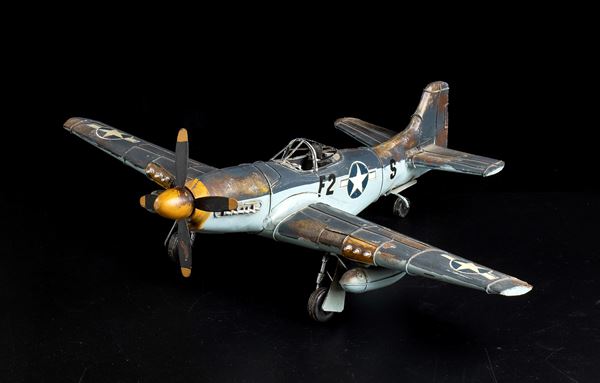 Handcrafted painted iron Mustang model