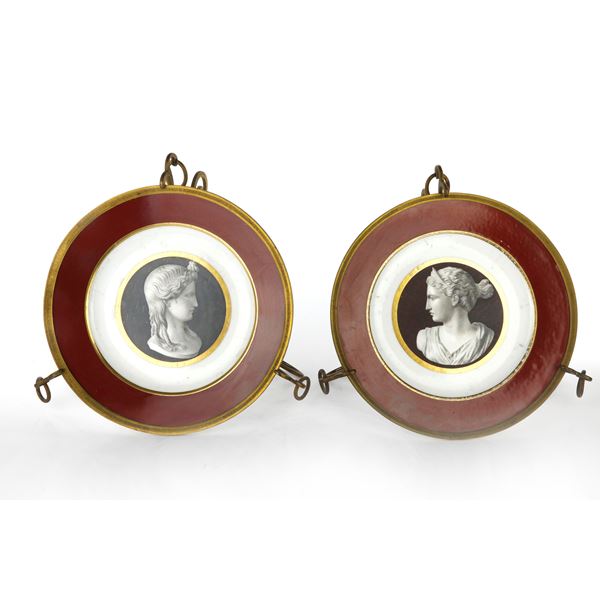 Pair of plates with female busts