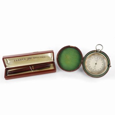 Lotto di Altimetro e Penna Parker Stilografica