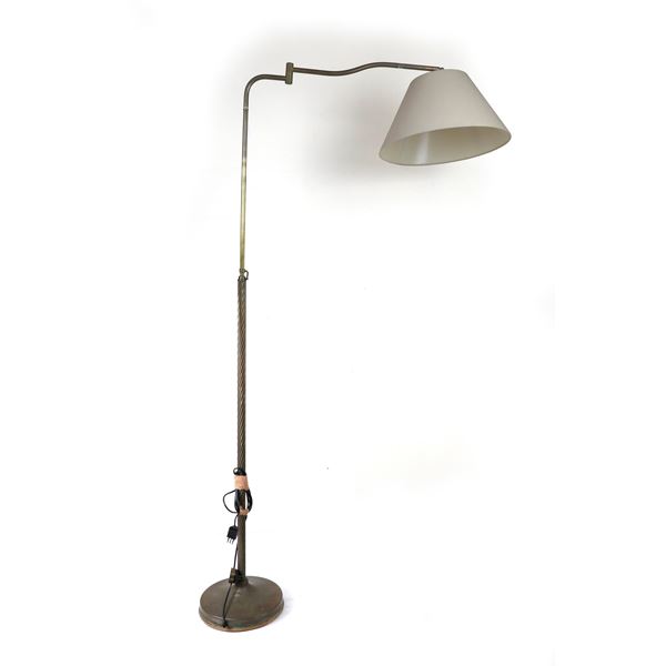 Brass floor lamp  (mid 20th century)  - Auction Smart Auction: Furniture, Paintings, Sculptures and more at affordable prices - Bertolami Fine Art - Casa d'Aste