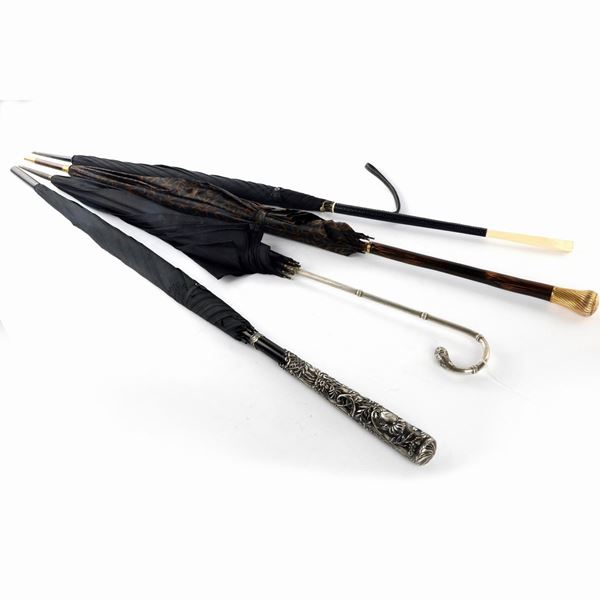 Lot of 4 umbrellas