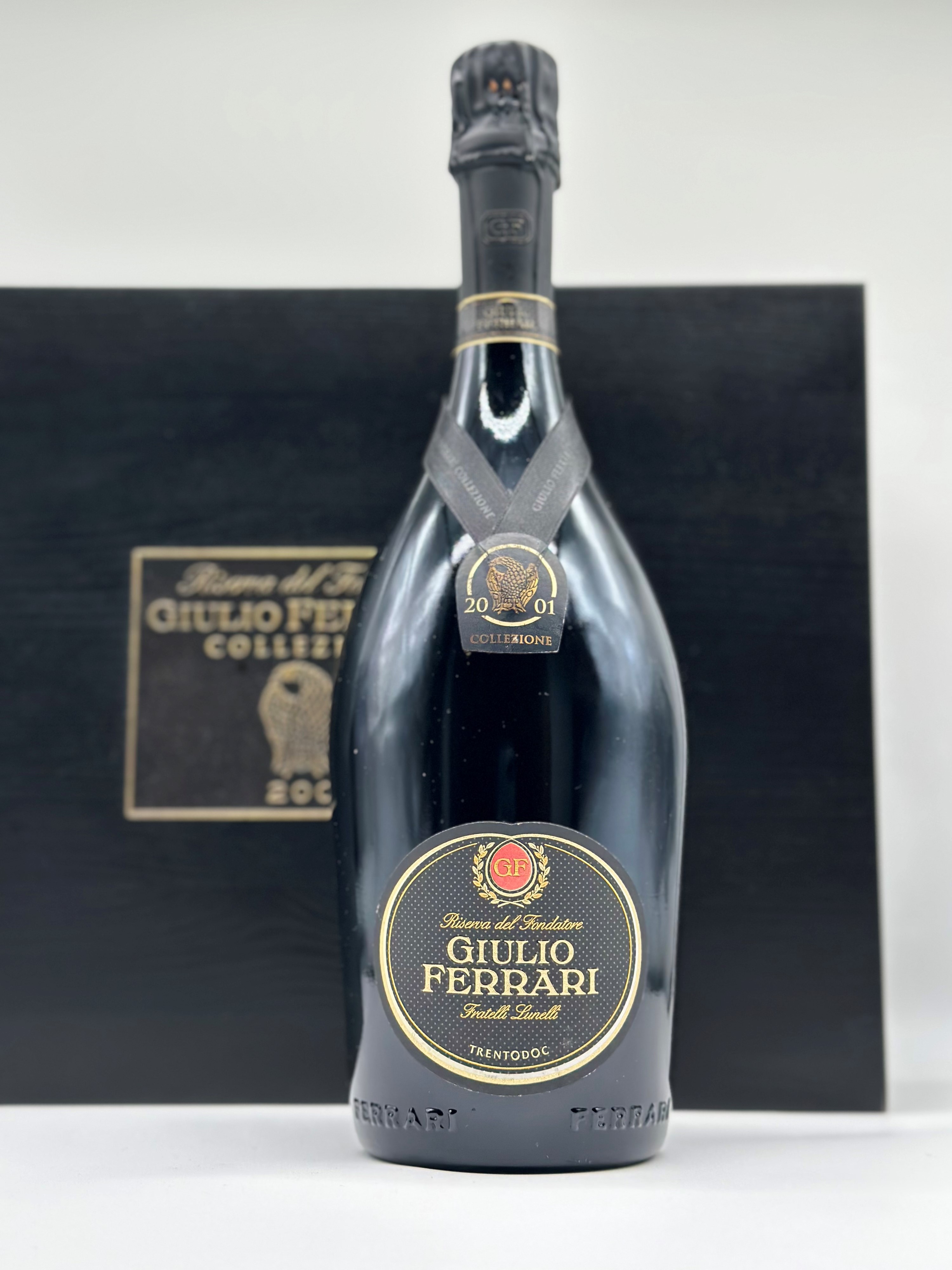 Fratelli Lunelli Ferrari, Giulio Ferrari Riserva del Fondatore Trentodoc 2001