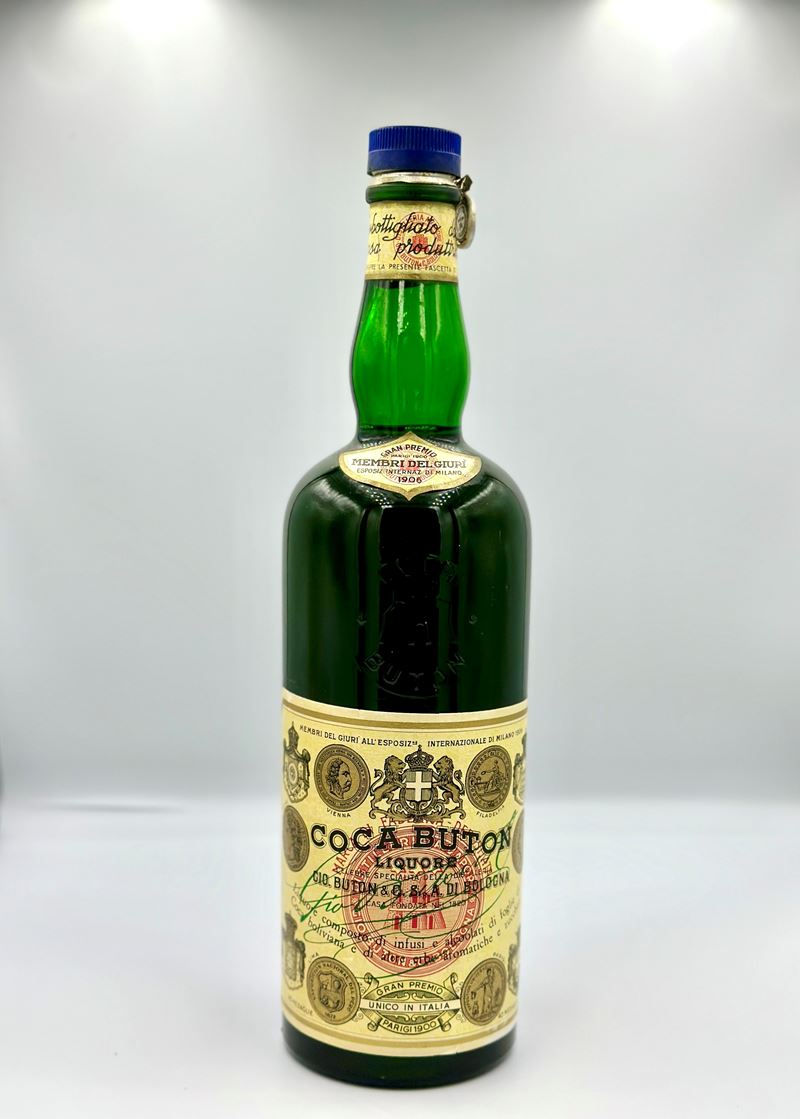 Buton Coca, Buton Liqueur