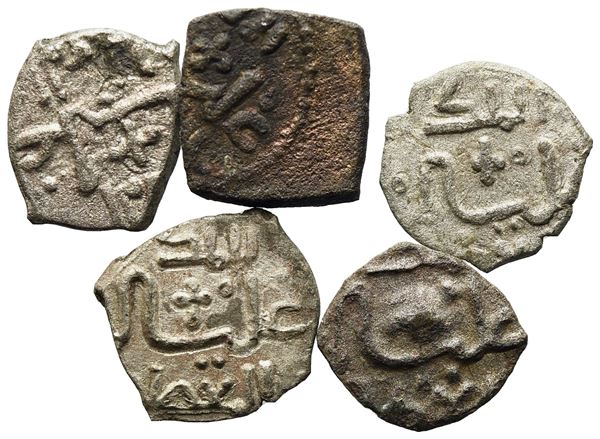 PALERMO. REGNO DI SICILIA. Guglielmo I (1154-1166). Lotto di N. 5 kharrube o frazioni di dirhem. Ag. Spahr 96. Mir 436. RR.
