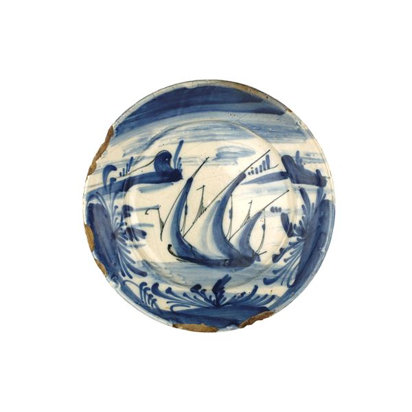 Bowl  in white and blue ceramic