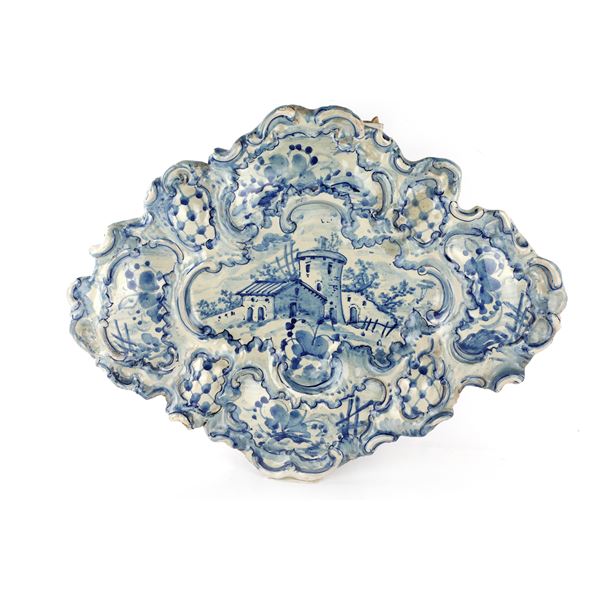 Oval-shaped ceramic wall plate 
