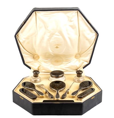 Set da Toilette Inglese in Argento e Tartaruga - Birmingham 1916, Argentieri Mappin & Webb