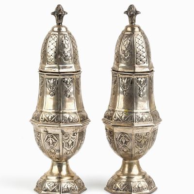 Coppia di Spargizucchero Tedeschi in Argento - Fine XIX Secolo