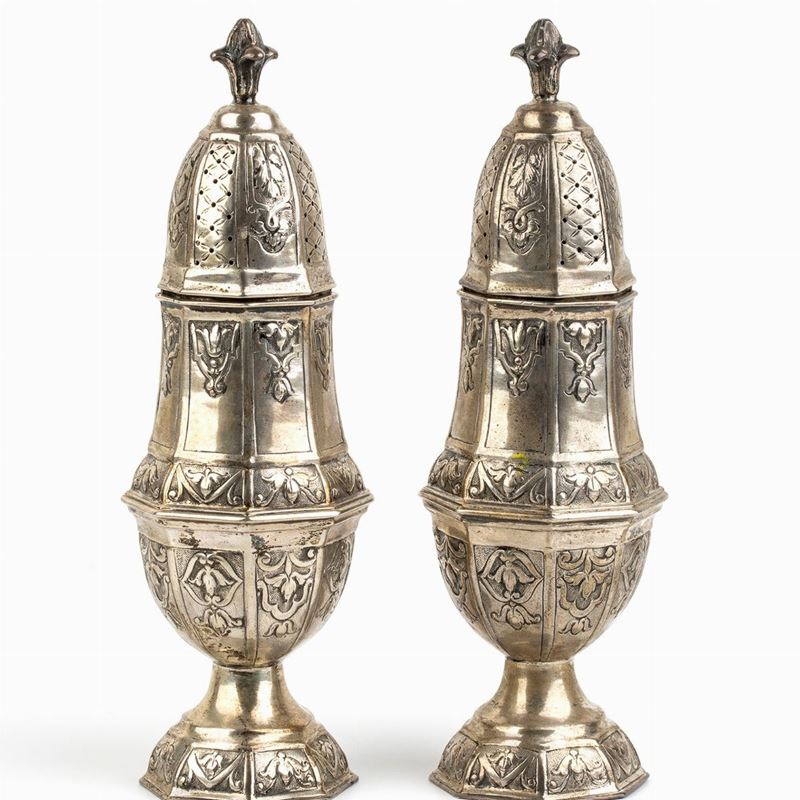 Coppia di Spargizucchero Tedeschi in Argento - Fine XIX Secolo