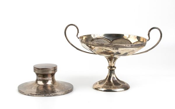 Lot consisting of an English sterling silver cup and an inkwell - Birmingham 1911 and 1919