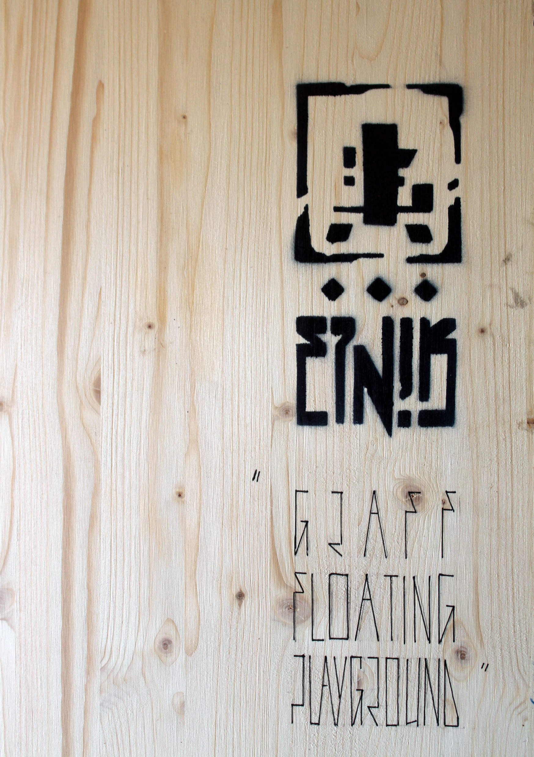 Alessandro Battisti Etnik - Graff Floating Playground