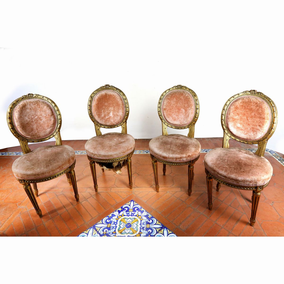 Salotto in Legno Dorato