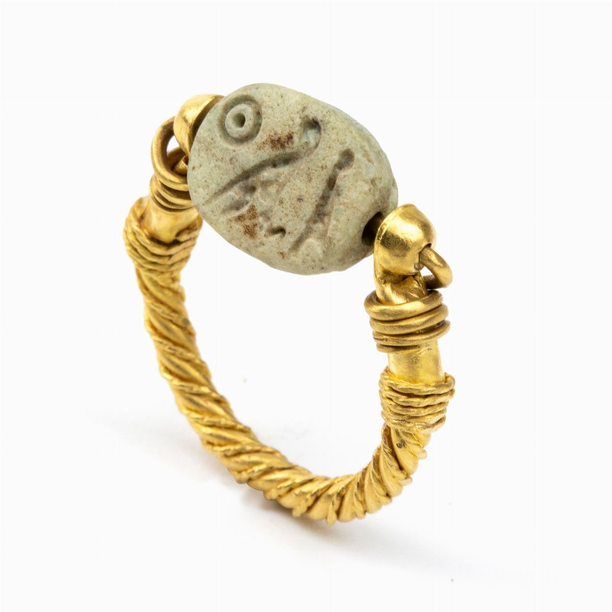 Anello in Stile Archeologico in Oro