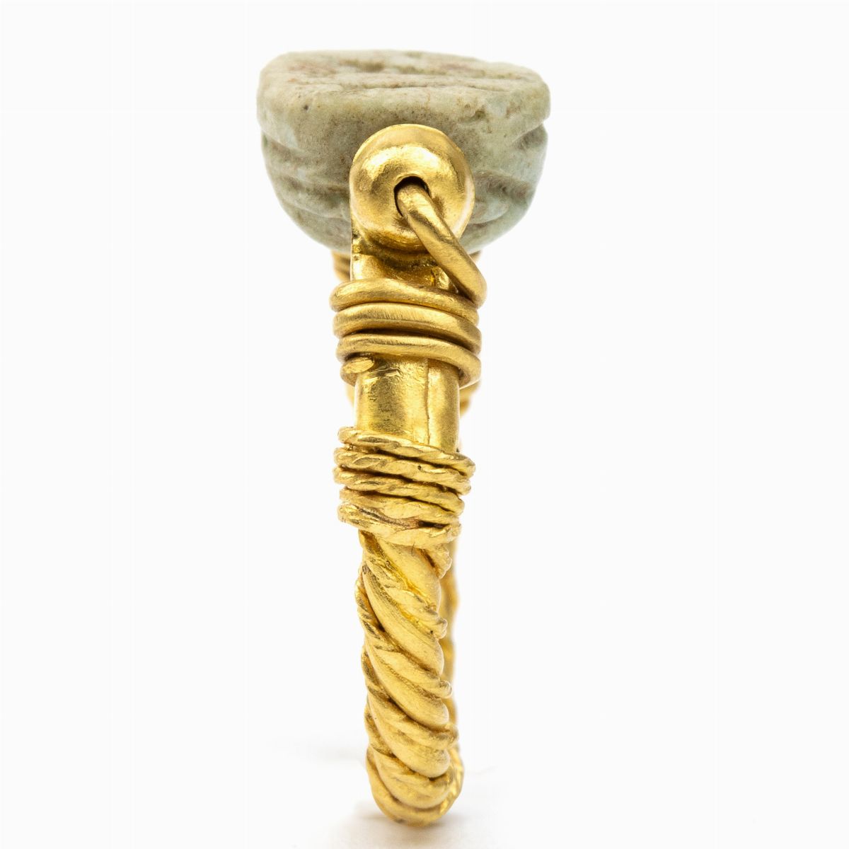 Anello in Stile Archeologico in Oro