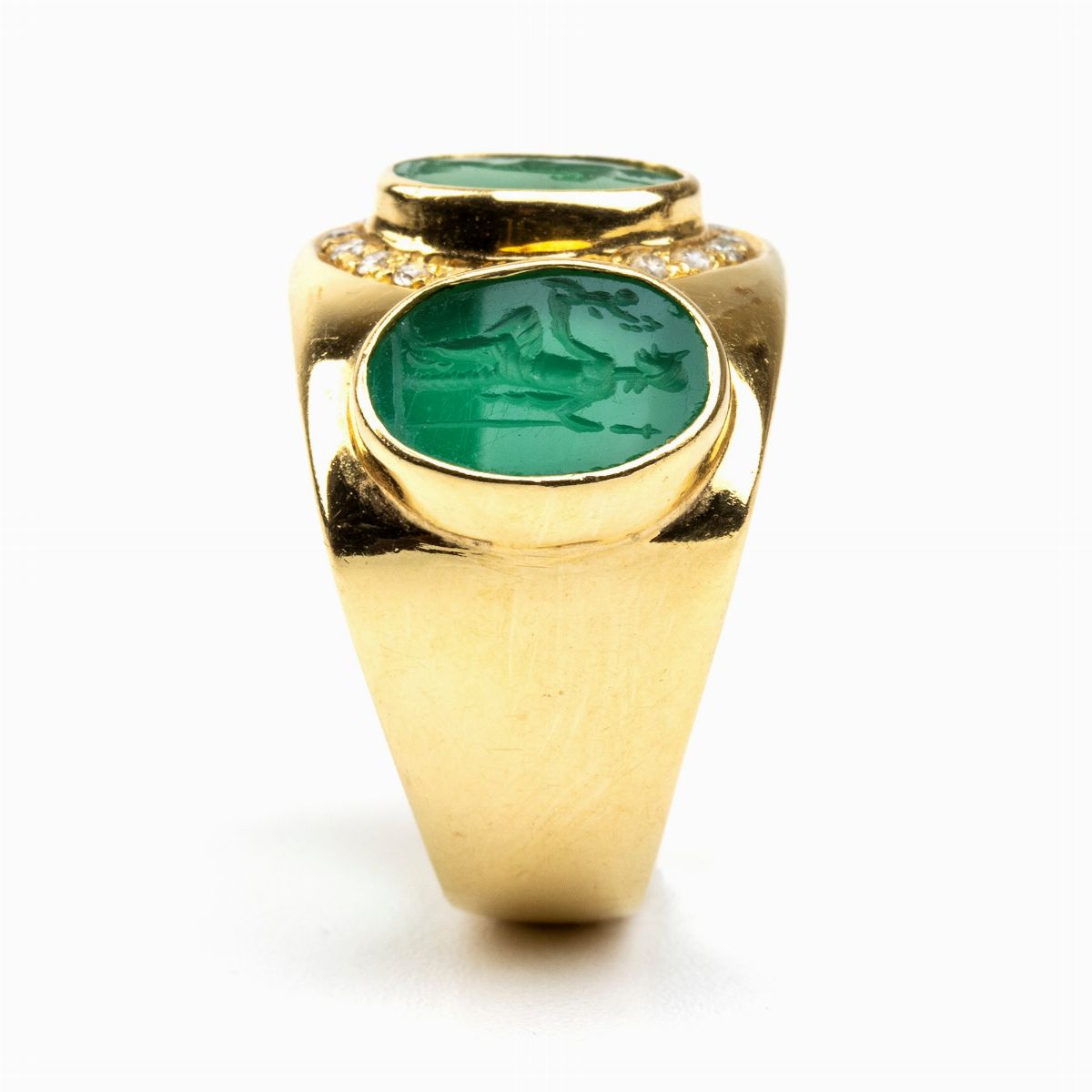 Anello in Stile Archeologico in Oro con Diamanti e Paste Vitree Verdi