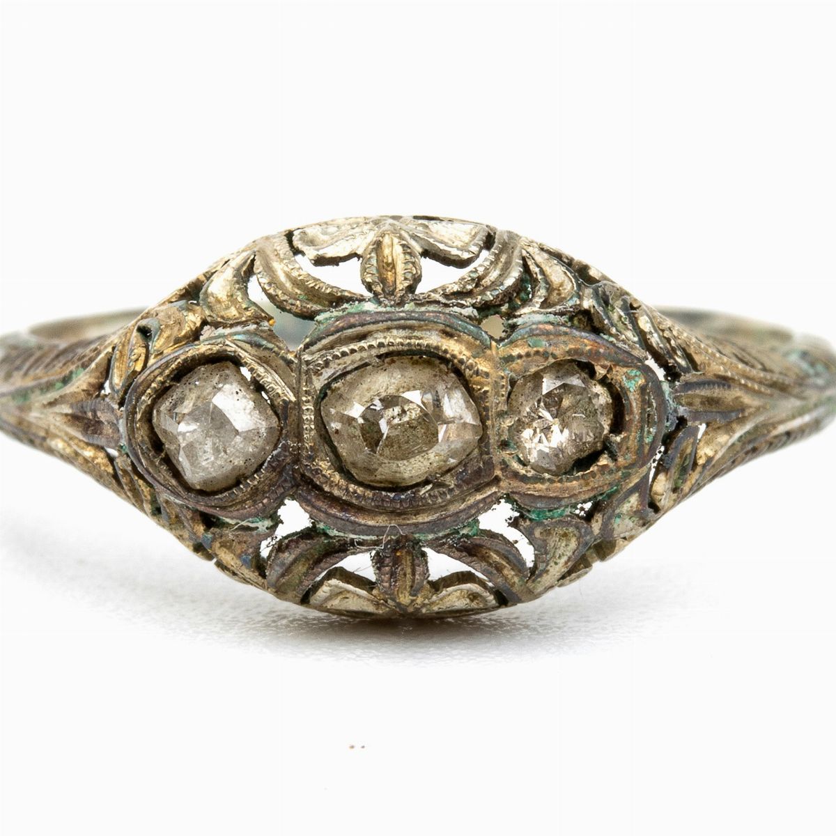 Anello in Oro Bianco con Diamanti - Anni '30