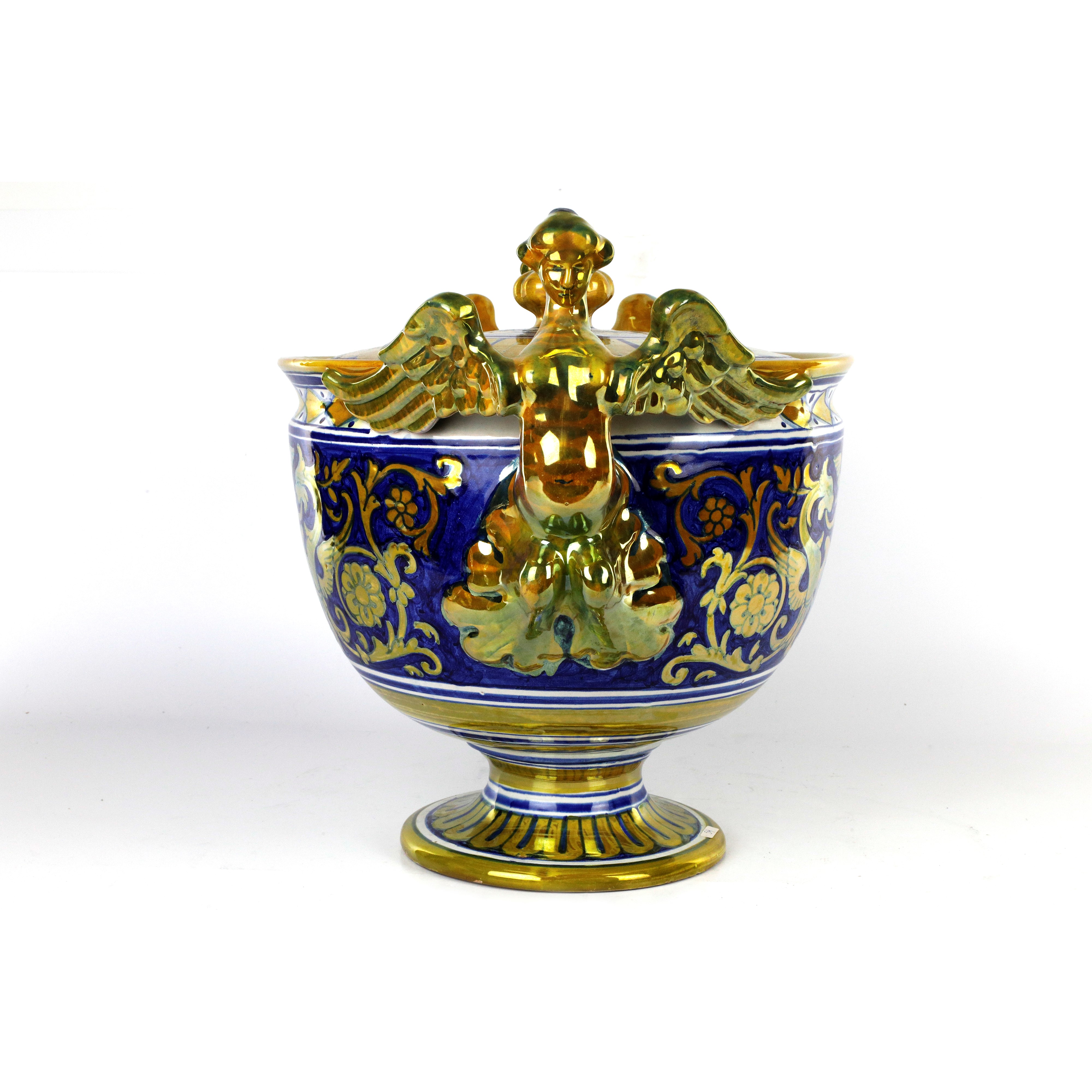 Cista in Ceramica a Lustro