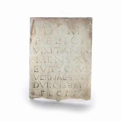 Epigrafe su Lastra di Marmo