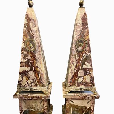 Coppia di Obelischi Monumentali Neoclassici in Marmo e Bronzo - Sicilia XIX Secolo