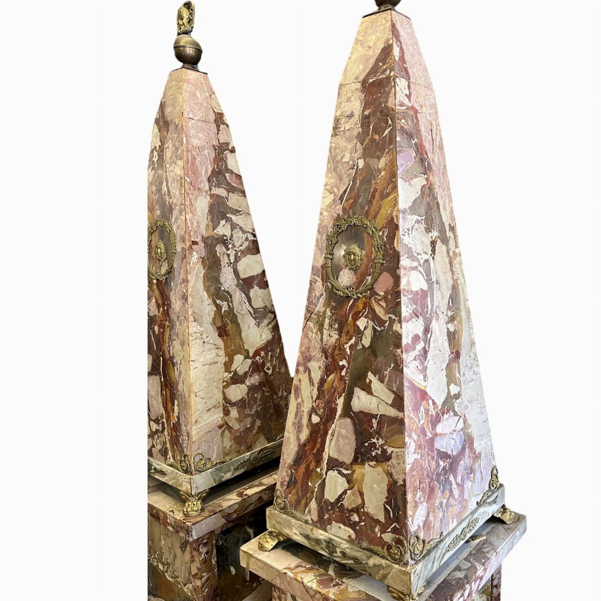 Coppia di Obelischi Monumentali Neoclassici in Marmo e Bronzo - Sicilia XIX Secolo