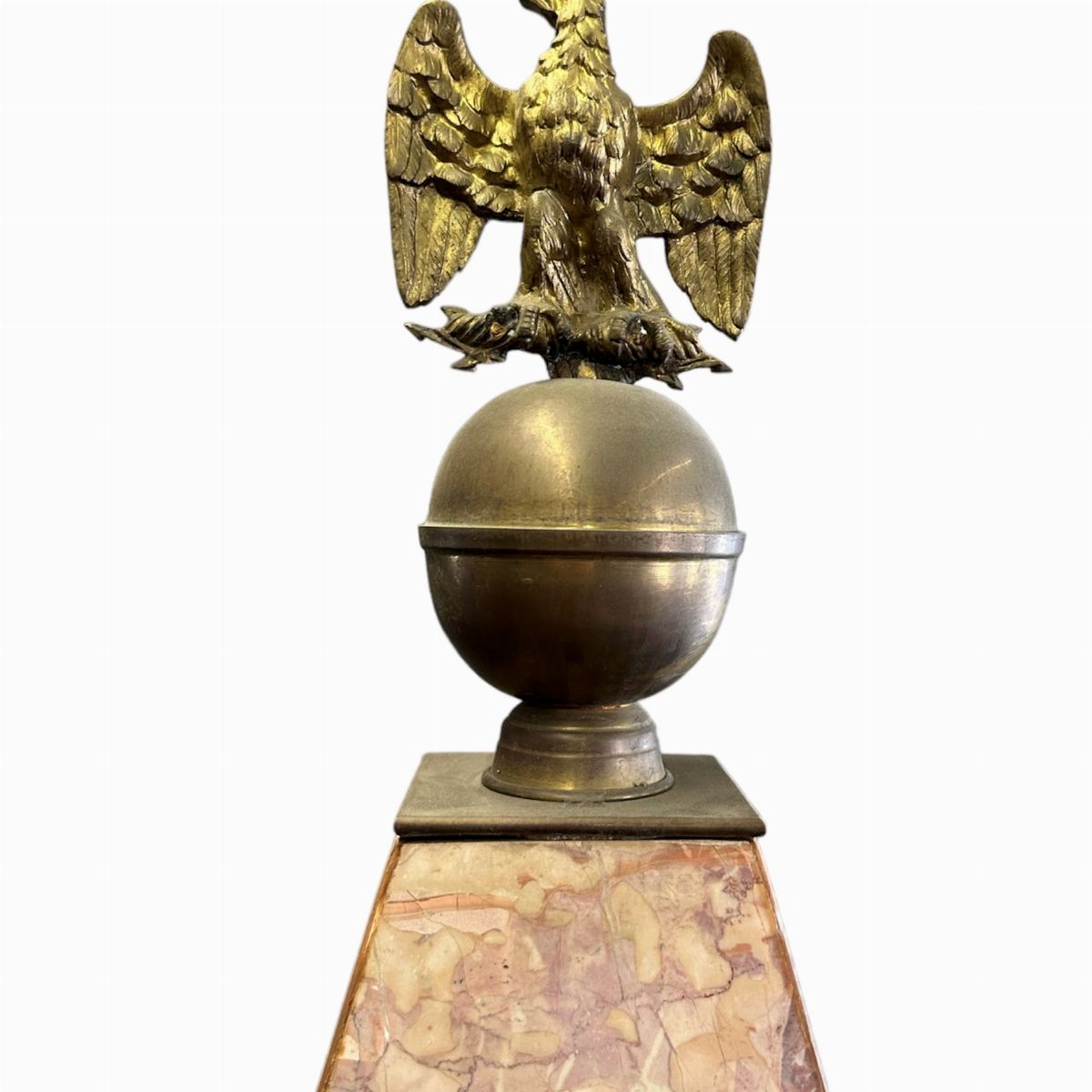 Coppia di Obelischi Monumentali Neoclassici in Marmo e Bronzo - Sicilia XIX Secolo