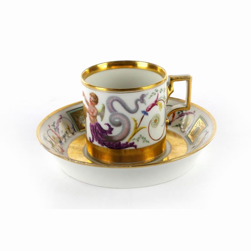 Tazza con Piatto in Porcellana