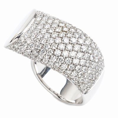 Anello in Oro e Pavé di Diamanti