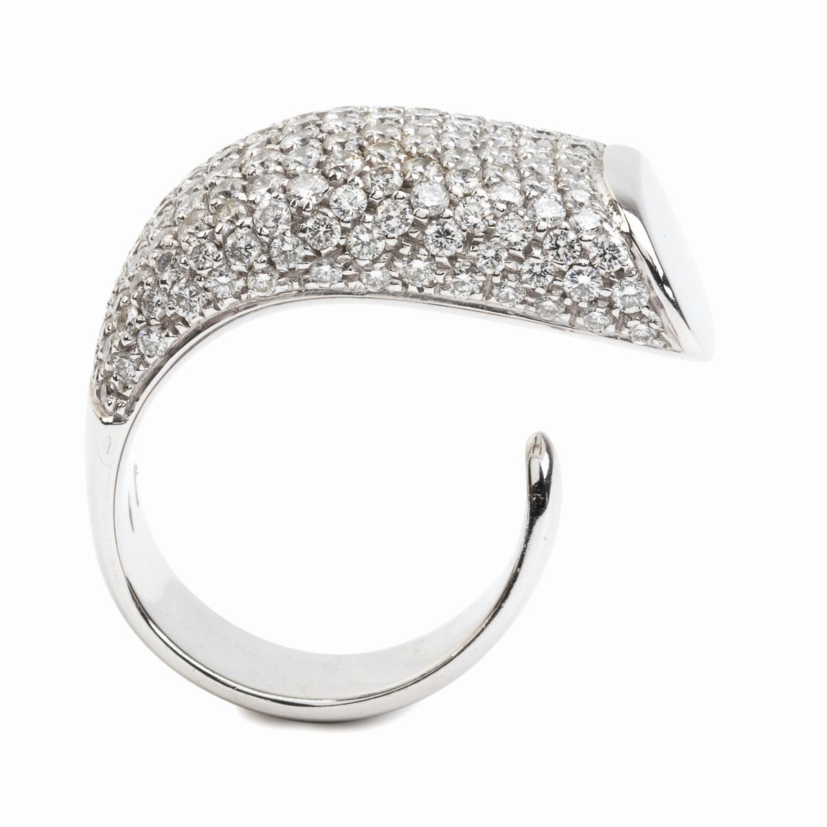 Anello in Oro e Pavé di Diamanti