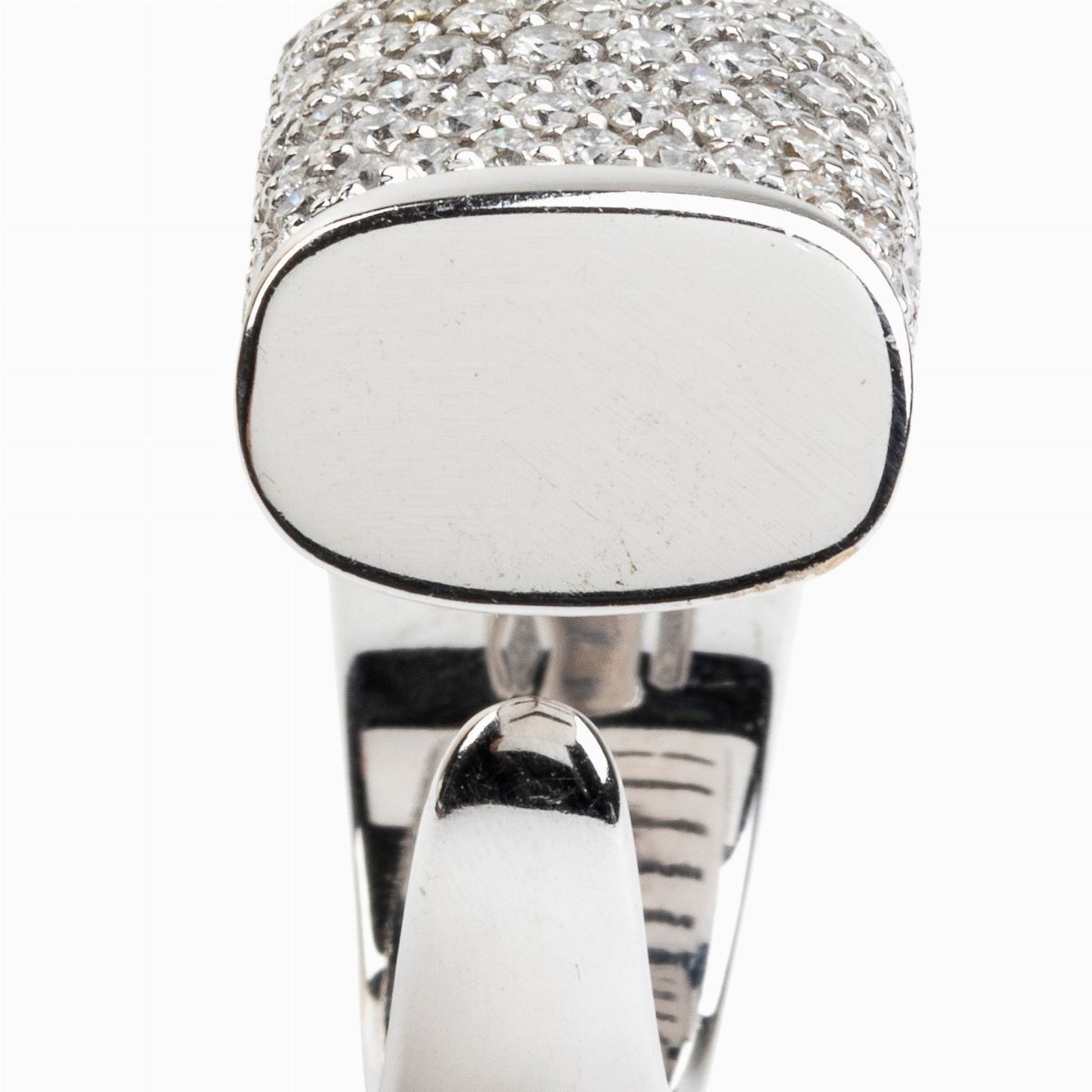 Anello in Oro e Pavé di Diamanti