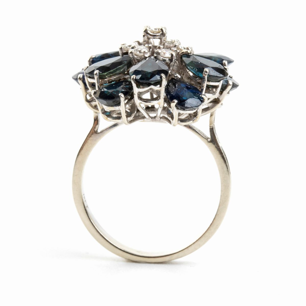 Anello in Oro con Zaffiri e Diamanti