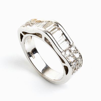 Anello in Oro con Diamanti