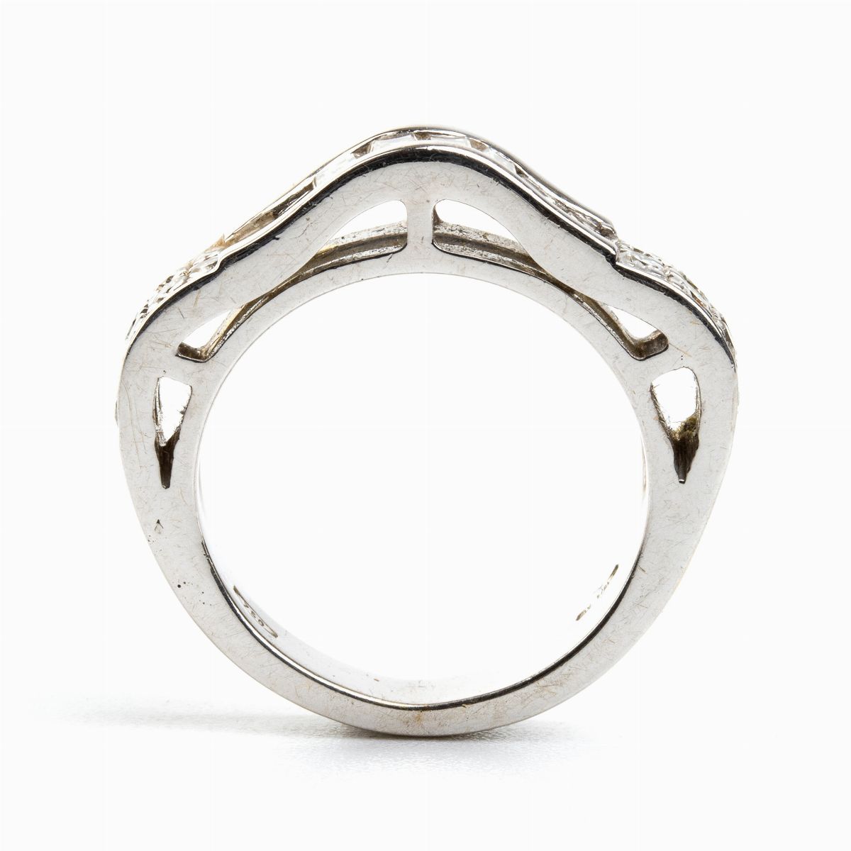 Anello in Oro con Diamanti