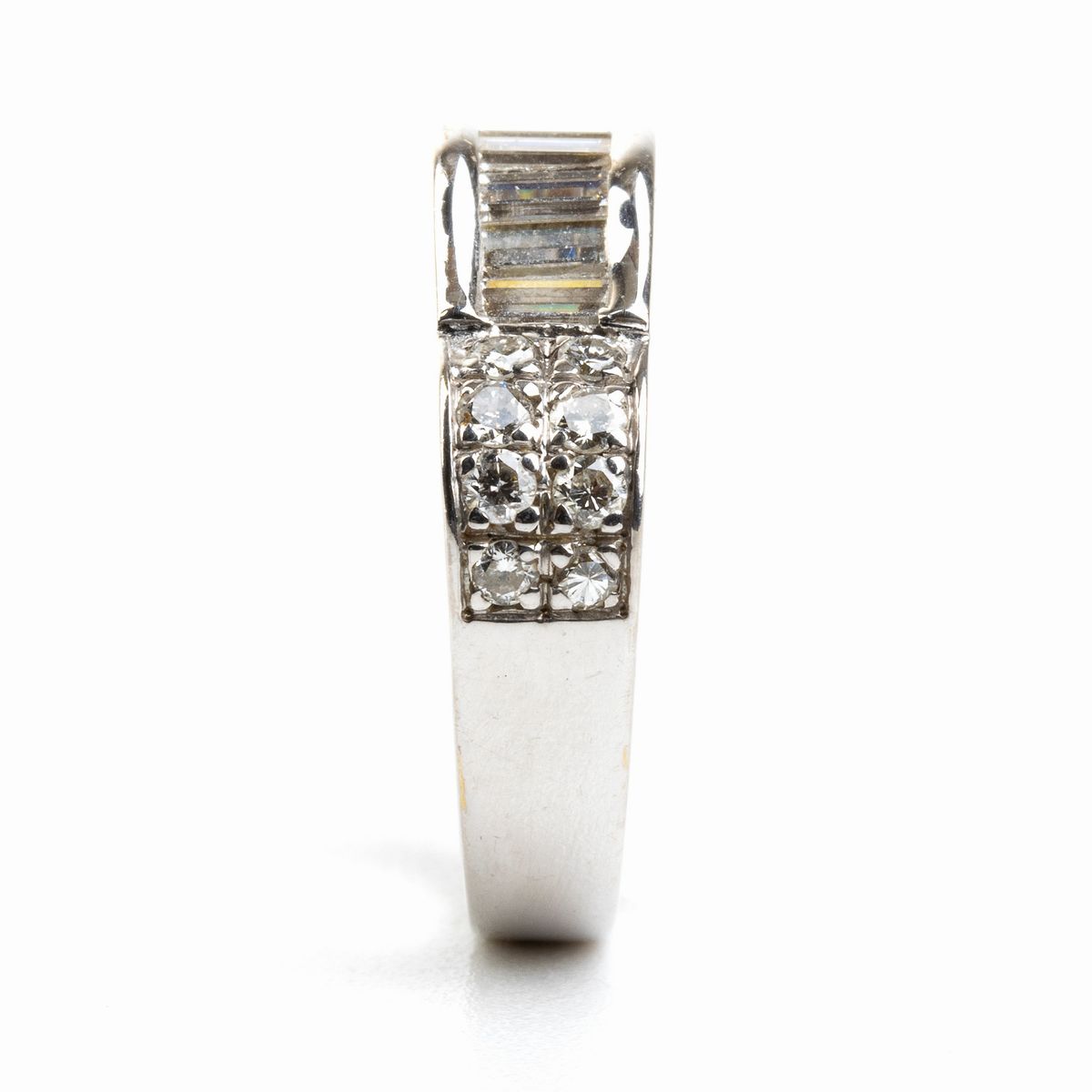 Anello in Oro con Diamanti