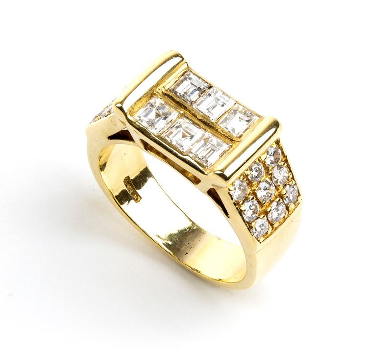 Anello in Oro e Diamanti