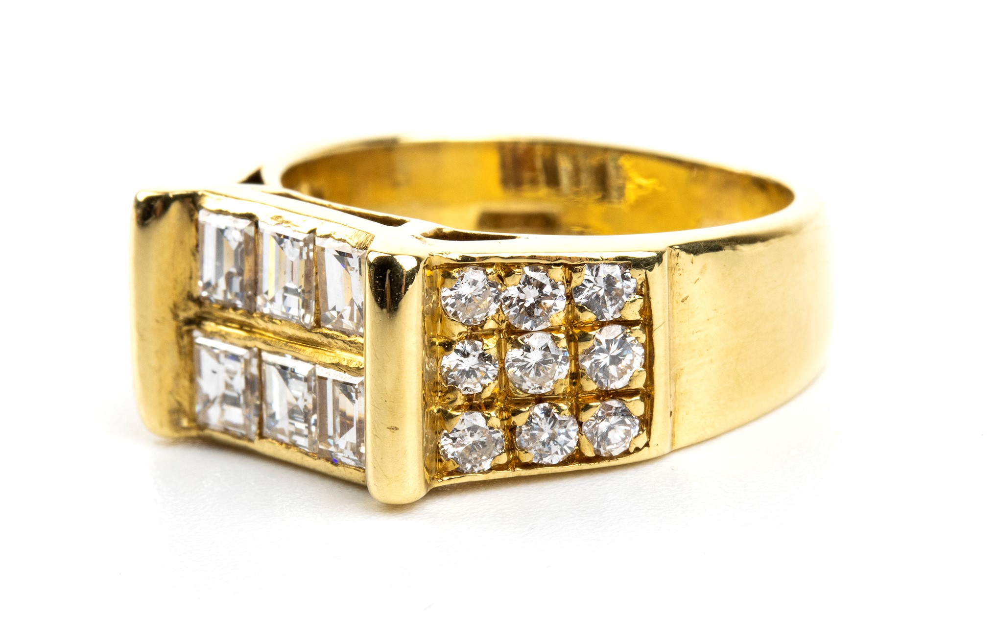 Anello in Oro e Diamanti